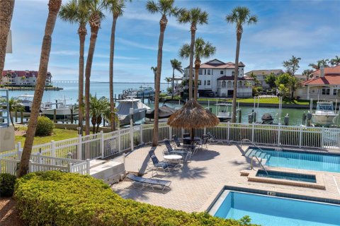 Condominio en alquiler en Tierra Verde, Florida, 2 dormitorios, 91.97 m2 № 1640204 - foto 3