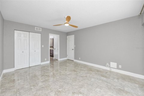 Condominio en alquiler en Tierra Verde, Florida, 2 dormitorios, 91.97 m2 № 1640204 - foto 19