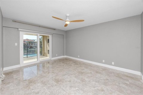 Condominio en alquiler en Tierra Verde, Florida, 2 dormitorios, 91.97 m2 № 1640204 - foto 18