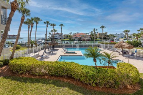 Condominio en alquiler en Tierra Verde, Florida, 2 dormitorios, 91.97 m2 № 1640204 - foto 1