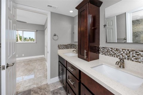 Condominio en alquiler en Tierra Verde, Florida, 2 dormitorios, 91.97 m2 № 1640204 - foto 21