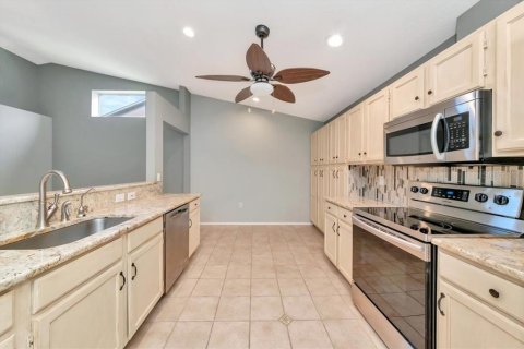 House in Bradenton, Florida 3 bedrooms, 189.61 sq.m. № 2209080 - photo 17