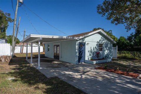 Casa en alquiler en Saint Petersburg, Florida, 2 dormitorios, 61.32 m2 № 2095075 - foto 2