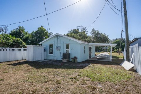 Casa en alquiler en Saint Petersburg, Florida, 2 dormitorios, 61.32 m2 № 2095075 - foto 25