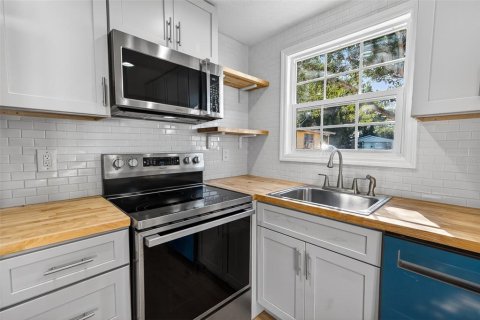 Casa en alquiler en Saint Petersburg, Florida, 2 dormitorios, 61.32 m2 № 2095075 - foto 7