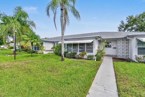 Condo in Delray Beach, Florida, 1 bedroom № 2182106