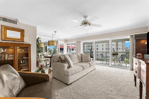 Copropriété à vendre à Sarasota, Floride: 2 chambres, 107.77 m2 № 2401084 - photo 7