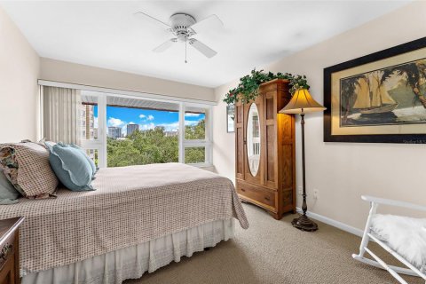 Copropriété à vendre à Sarasota, Floride: 2 chambres, 107.77 m2 № 2401084 - photo 19