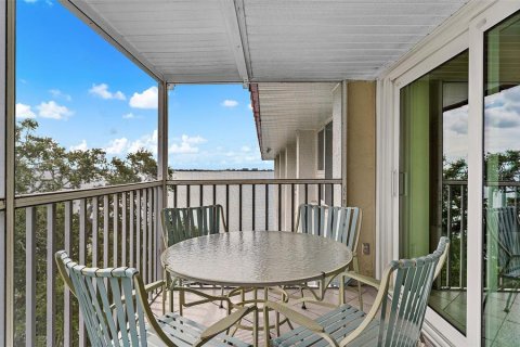 Copropriété à vendre à Sarasota, Floride: 2 chambres, 107.77 m2 № 2401084 - photo 26