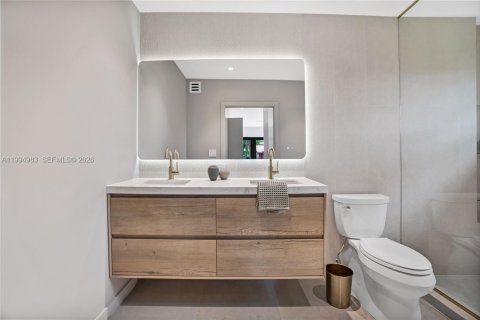 Casa en venta en West Miami, Florida, 4 dormitorios, 189.06 m2 № 2064386 - foto 16