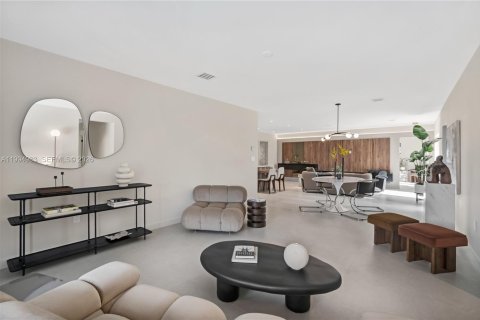 Casa en venta en West Miami, Florida, 4 dormitorios, 189.06 m2 № 2064386 - foto 2