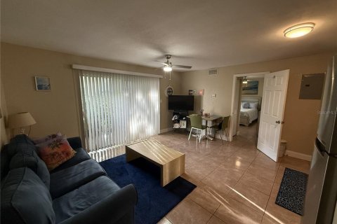 Copropriété à vendre à Clearwater, Floride: 1 chambre, 45.52 m2 № 2198040 - photo 2