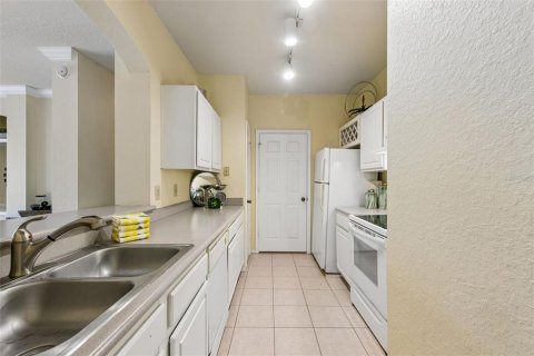 Copropriété à vendre à Lake Mary, Floride: 1 chambre, 78.6 m2 № 2203492 - photo 10