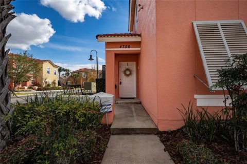 Adosado en venta en Kissimmee, Florida, 4 dormitorios, 151.99 m2 № 2214645 - foto 4