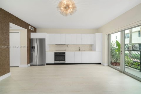 Купить кондоминиум в Майами-Бич, Флорида 1 спальня, 60.48м2, № 2043510 - фото 16