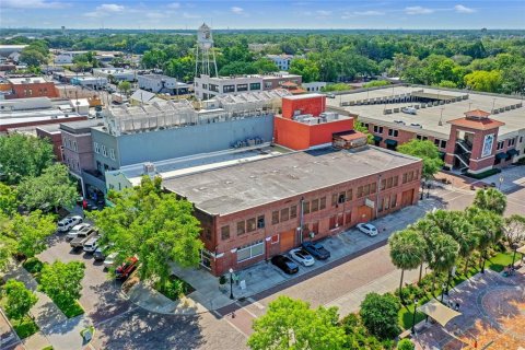 Propiedad comercial en alquiler en Winter Garden, Florida, 1756.78 m2 № 1677482 - foto 27