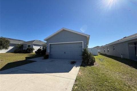 House in Haines City, Florida 4 bedrooms, 151.06 sq.m. № 2128050 - photo 7