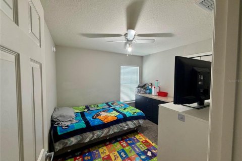 House in Haines City, Florida 4 bedrooms, 151.06 sq.m. № 2128050 - photo 28