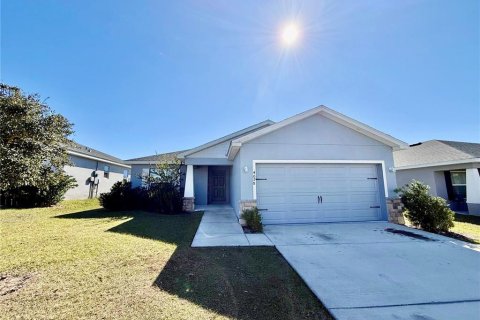 Casa en Haines City, Florida 4 dormitorios, 151.06 m2 № 2128050