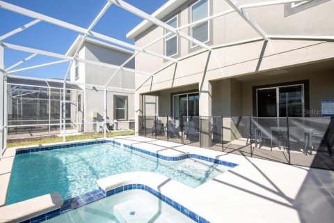 House in Davenport, Florida 6 bedrooms, 305.74 sq.m. № 1769272 - photo 12