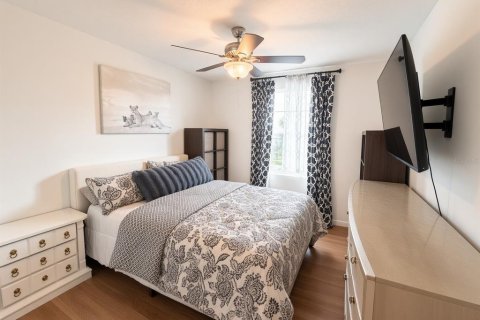 Casa en venta en Kissimmee, Florida, 4 dormitorios, 230.86 m2 № 2304691 - foto 25