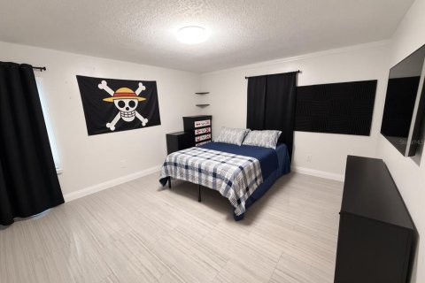 Casa en venta en Kissimmee, Florida, 4 dormitorios, 230.86 m2 № 2304691 - foto 18