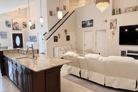 Casa en venta en Kissimmee, Florida, 4 dormitorios, 230.86 m2 № 2304691 - foto 12