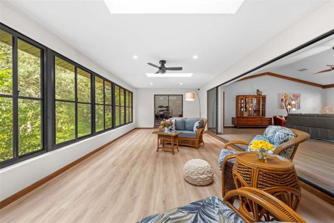 Villa ou maison à vendre à Homosassa, Floride: 3 chambres, 234.49 m2 № 2418740 - photo 16