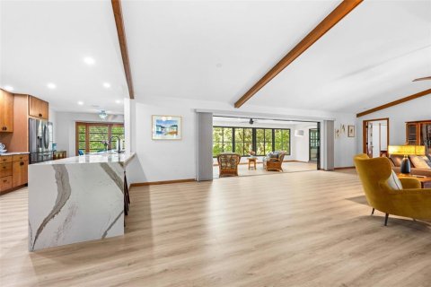 Villa ou maison à vendre à Homosassa, Floride: 3 chambres, 234.49 m2 № 2418740 - photo 11