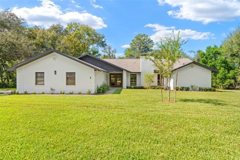 Villa ou maison à Homosassa, Floride 3 chambres, 234.49 m2 № 2418740