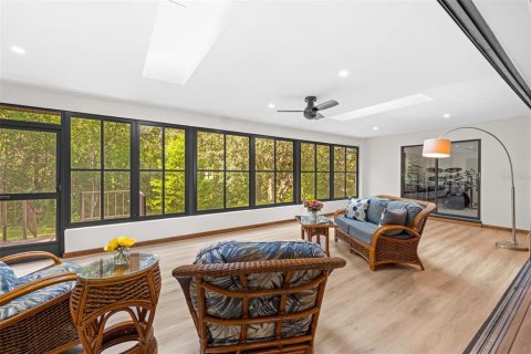 Villa ou maison à vendre à Homosassa, Floride: 3 chambres, 234.49 m2 № 2418740 - photo 15
