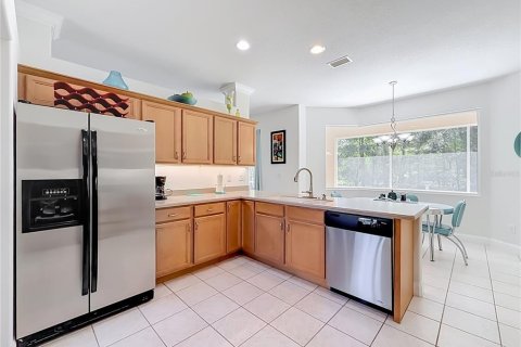 House in Citrus Springs, Florida 3 bedrooms, 190.91 sq.m. № 2393607 - photo 7