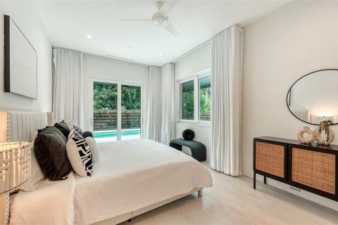 Casa en venta en Sarasota, Florida, 5 dormitorios, 241.17 m2 № 2129032 - foto 18