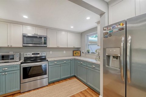 Condo in Sarasota, Florida, 2 bedrooms  № 1530177 - photo 22