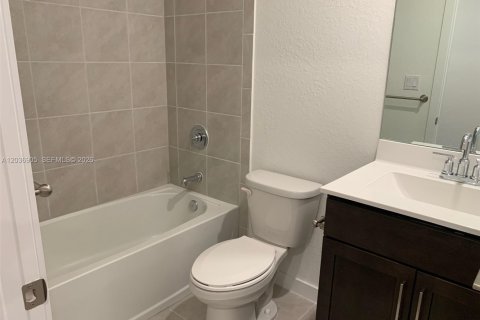 Adosado en alquiler en Homestead, Florida, 4 dormitorios, 127.65 m2 № 2085592 - foto 19