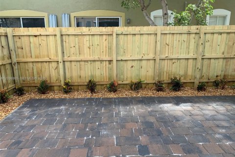 Adosado en alquiler en Homestead, Florida, 4 dormitorios, 127.65 m2 № 2085592 - foto 29