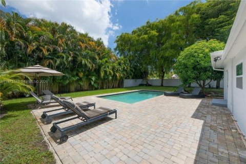 House in Oakland Park, Florida 3 bedrooms, 152.36 sq.m. № 2033242 - photo 21