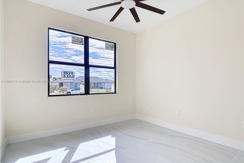 Casa en venta en Lehigh Acres, Florida, 3 dormitorios № 1965124 - foto 27