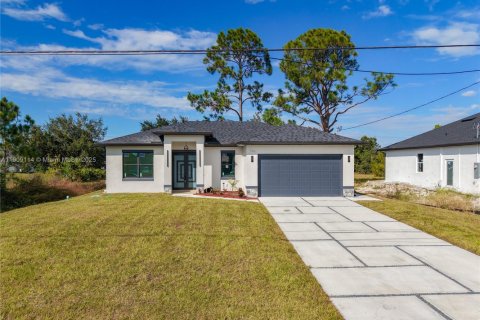Casa en Lehigh Acres, Florida 3 dormitorios № 1965124