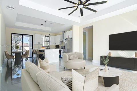 Casa en venta en Lehigh Acres, Florida, 3 dormitorios № 1965124 - foto 4