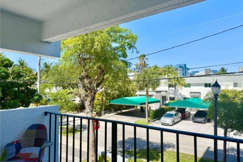Condominio en venta en North Miami Beach, Florida, 2 dormitorios, 110.55 m2 № 1777743 - foto 4