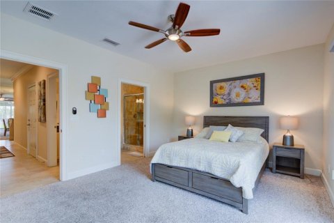Townhouse in Treasure Island, Florida 3 bedrooms, 260.59 sq.m. № 1819057 - photo 28