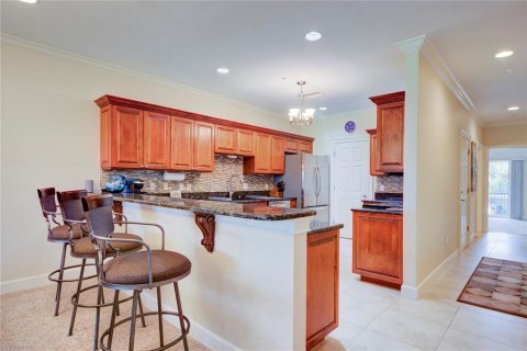 Townhouse in Treasure Island, Florida 3 bedrooms, 260.59 sq.m. № 1819057 - photo 13