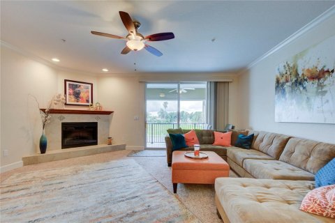 Townhouse in Treasure Island, Florida 3 bedrooms, 260.59 sq.m. № 1819057 - photo 3