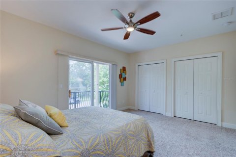 Townhouse in Treasure Island, Florida 3 bedrooms, 260.59 sq.m. № 1819057 - photo 29