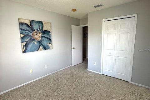 Townhouse in Brandon, Florida 3 bedrooms, 126.72 sq.m. № 1866278 - photo 23