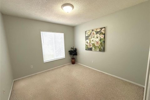 Townhouse in Brandon, Florida 3 bedrooms, 126.72 sq.m. № 1866278 - photo 25