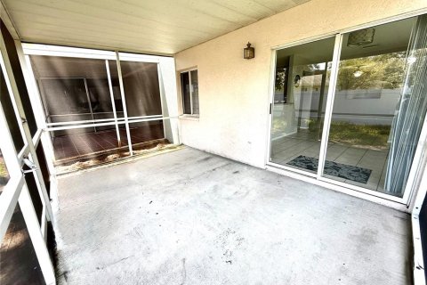 Townhouse in Brandon, Florida 3 bedrooms, 126.72 sq.m. № 1866278 - photo 27