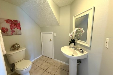 Townhouse in Brandon, Florida 3 bedrooms, 126.72 sq.m. № 1866278 - photo 12