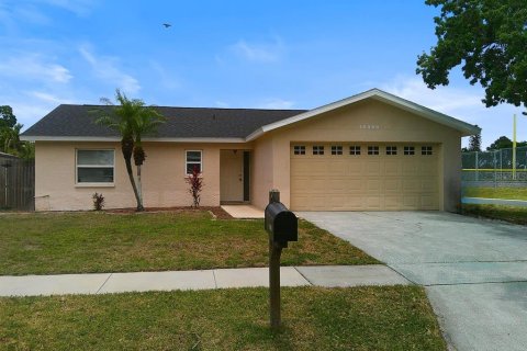 Villa ou maison à Largo, Floride 4 chambres, 169.64 m2 № 2092971